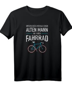 Unterschätze niemals einen alten Mann mit einem Fahrrad T-Shirt  Lustiges Retro Fahrradmotiv für Rentner, Opa, Vater & Fahrradfans zum Geburtstag oder Rente